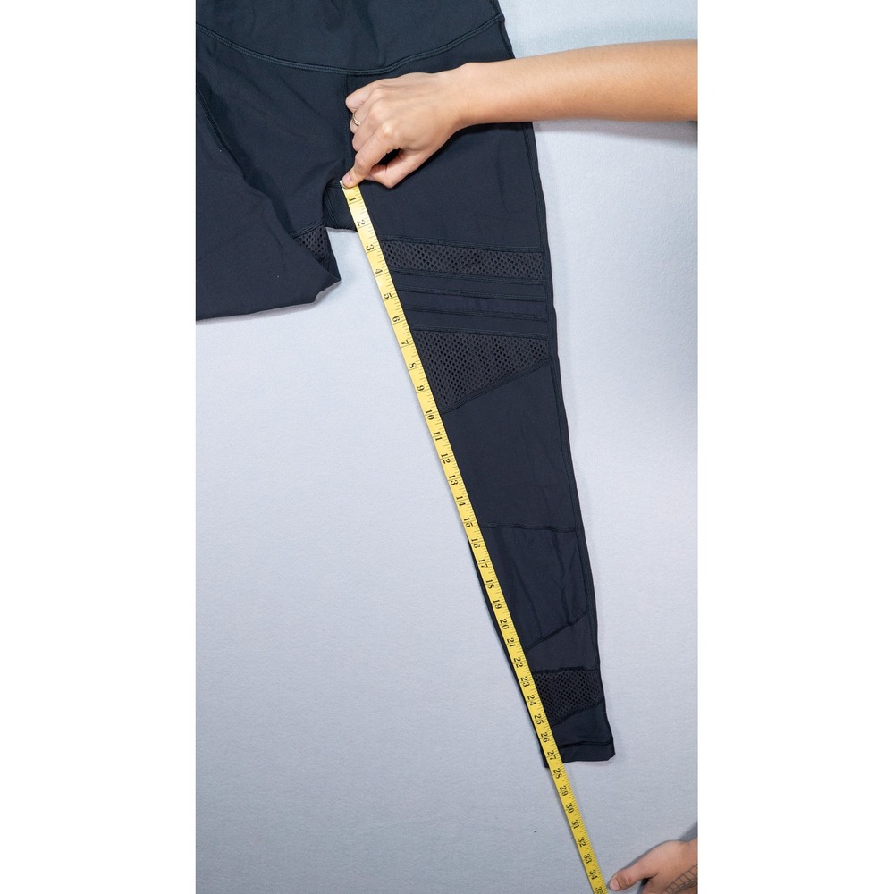 Lululemon Women Black High Rise Leggings Mesh Panel Yoga Athletic Pants Size 4 6 - Picture 4 of 6